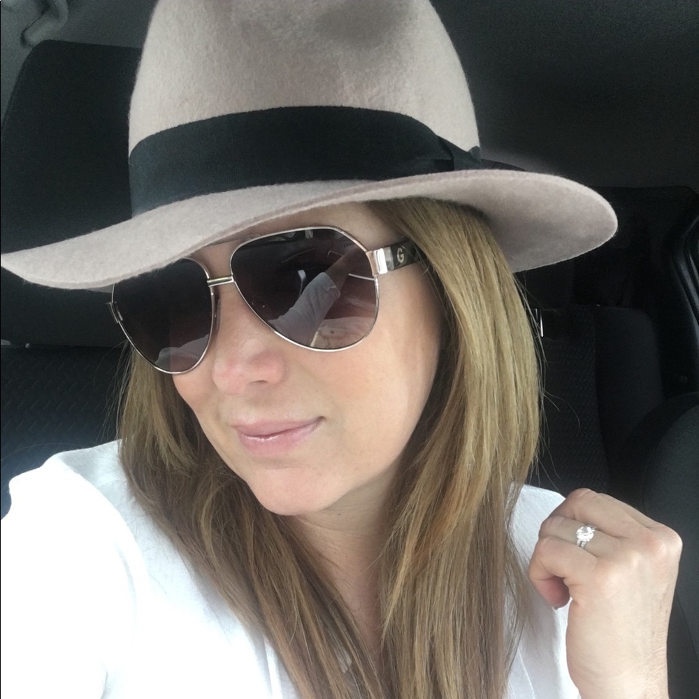 Meet your Posher, Lorena